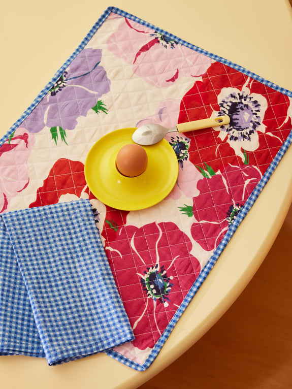 Anemon reversible quilted placemat