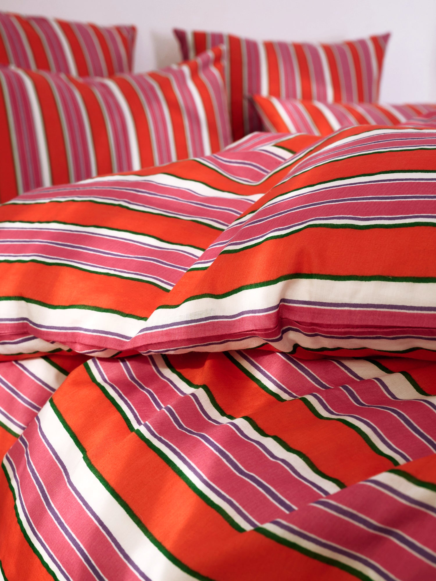 Bed linen, Lucas du Tertre