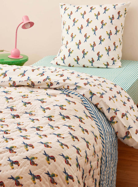 Reversible quilted blanket