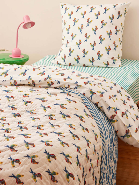 Reversible quilted blanket