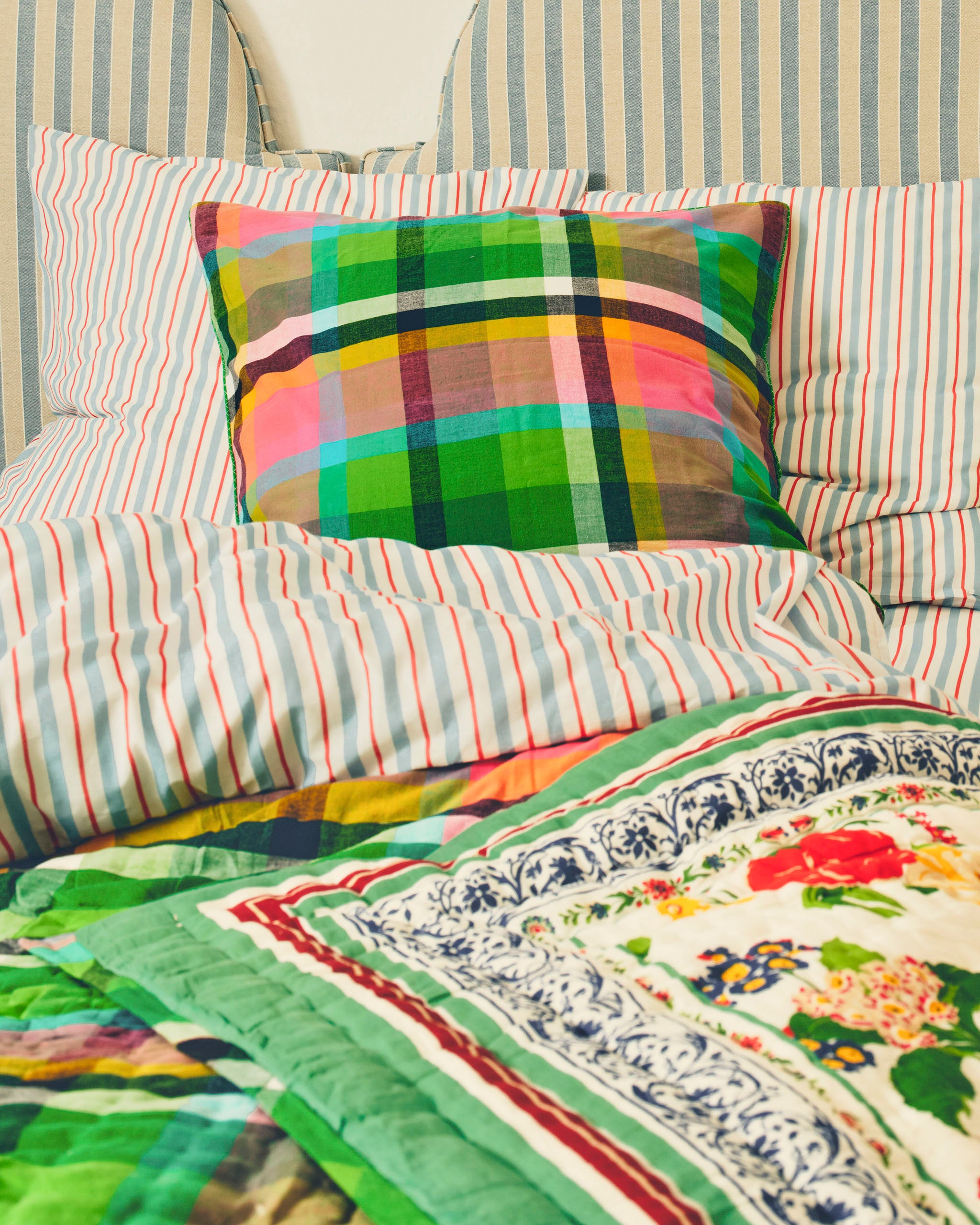 Bed linen, Lucas du Tertre