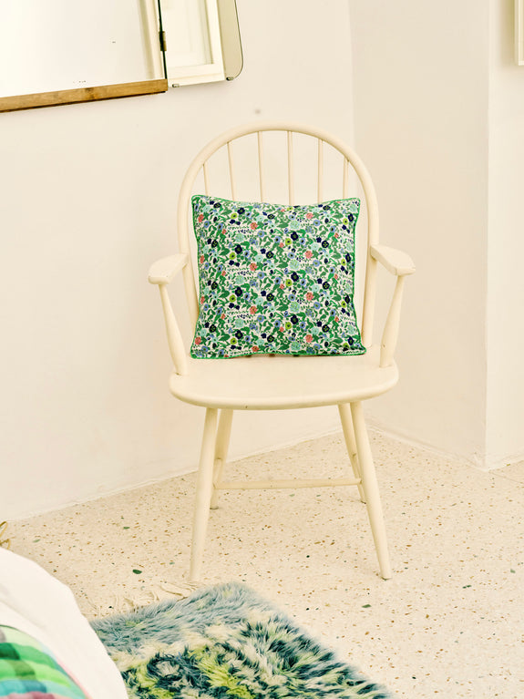 Reversible cushion cover