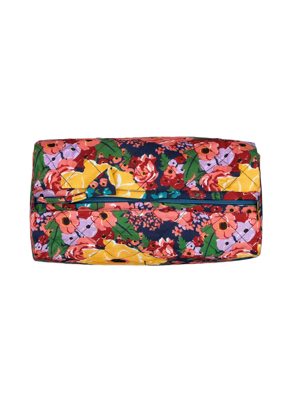 HELEN FLOWER round quilted toiletry bag