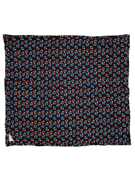 Reversible quilted play mat