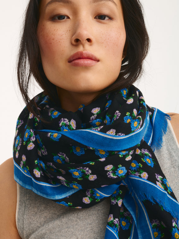 foulard_laine_achille_black_ground