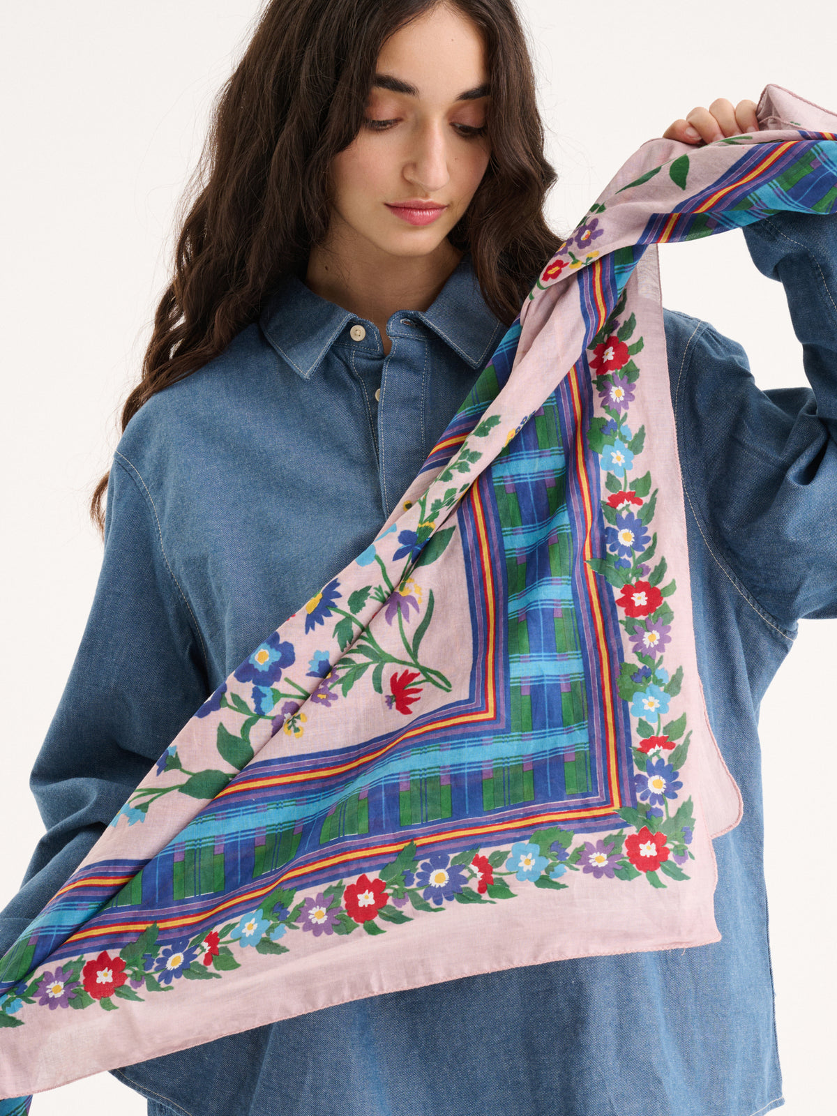 foulard_norma_pink_ground_sarong_9