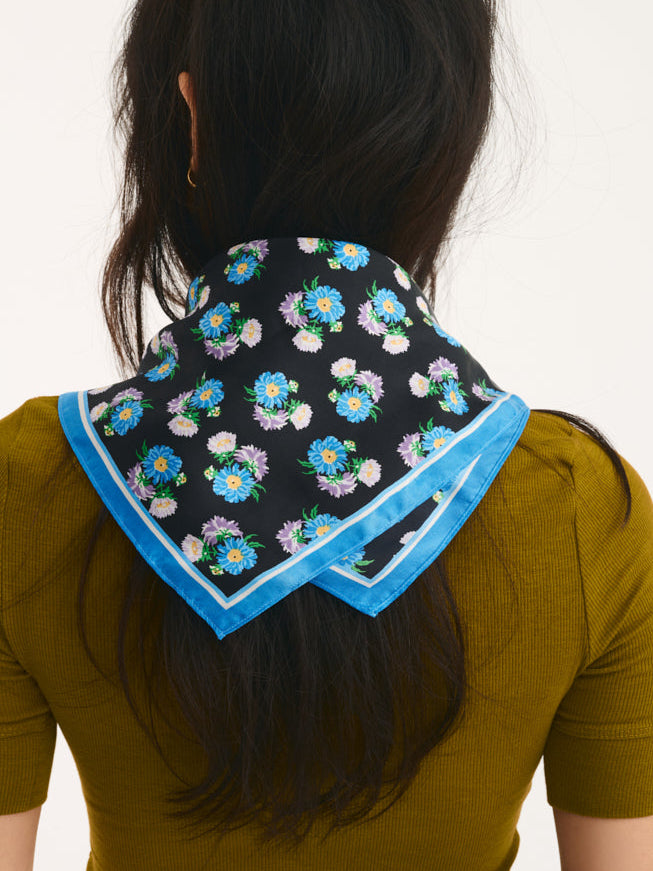 foulard_soie_achille_black_ground_3