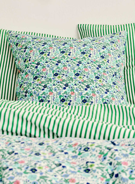 Reversible cushion cover