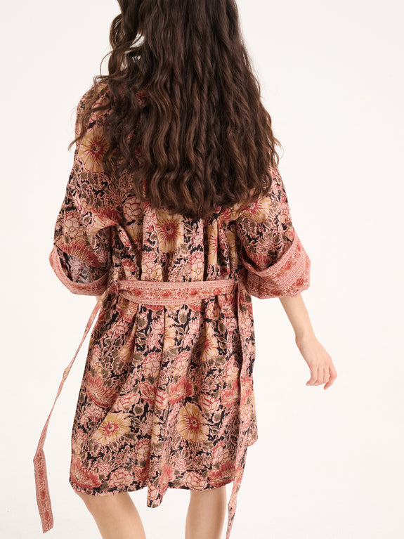 kimono_court_bunch_of_flowers_3