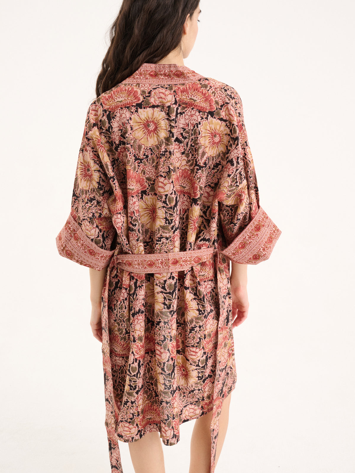kimono_court_bunch_of_flowers_4