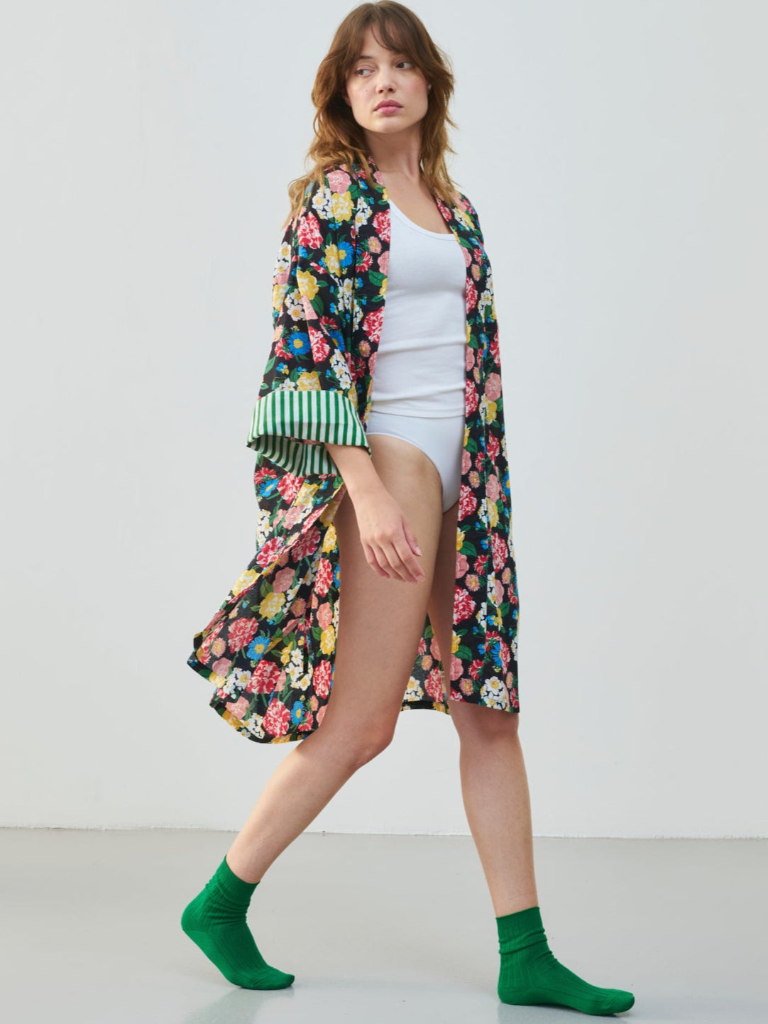 kimono_court_femme_flora_black_ground_2