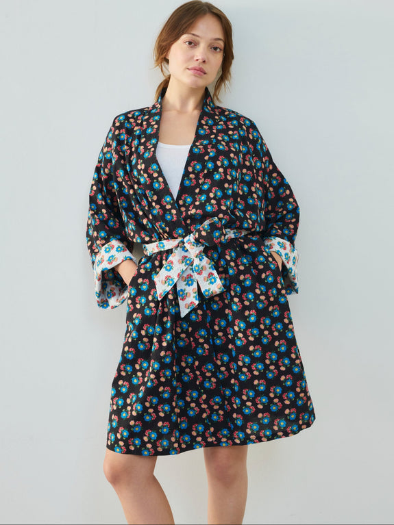 kimono_court_femme_iris_black_ground_3