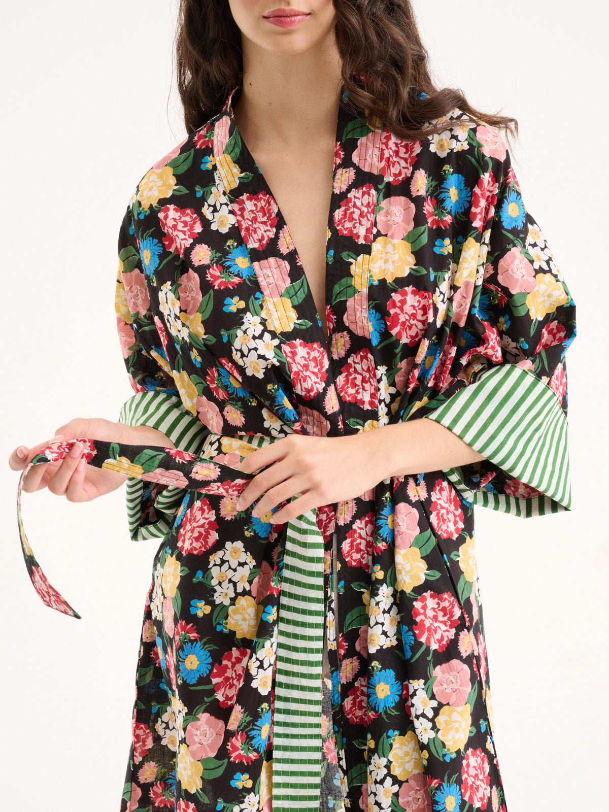 kimono_court_flora_black_ground_7