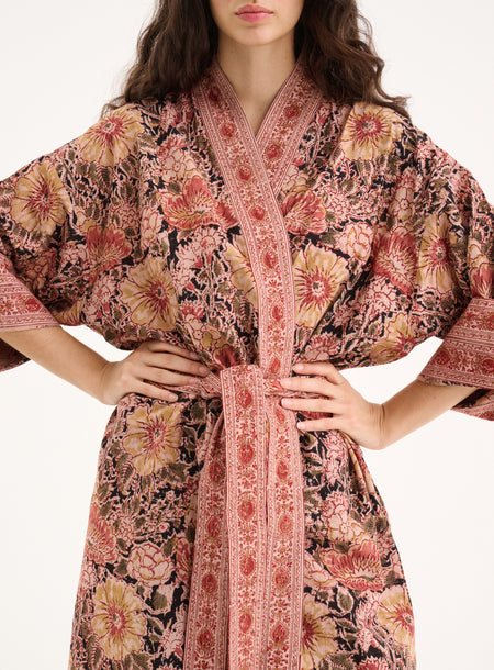 kimono_long_bunch_of_flowers_8