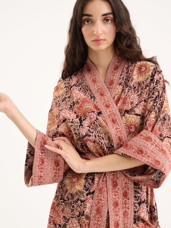 kimono_long_bunch_of_flowers_9