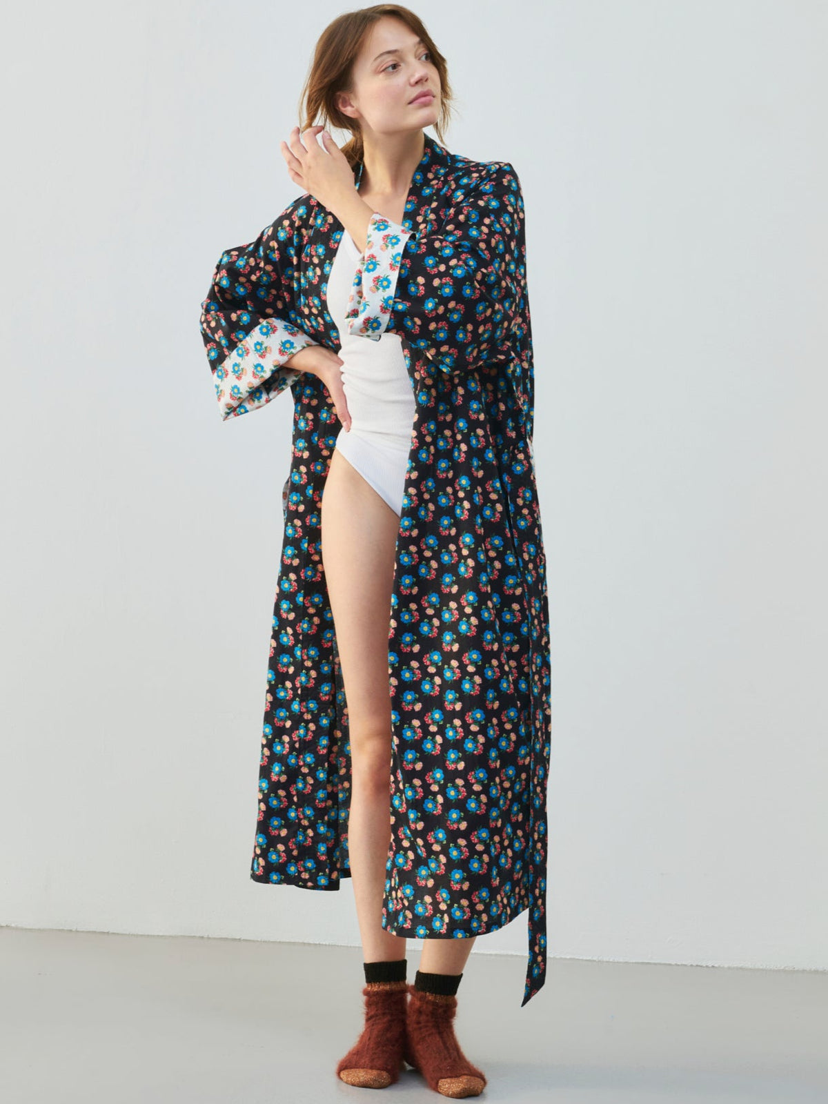 kimono_long_femme_iris_black_ground_10