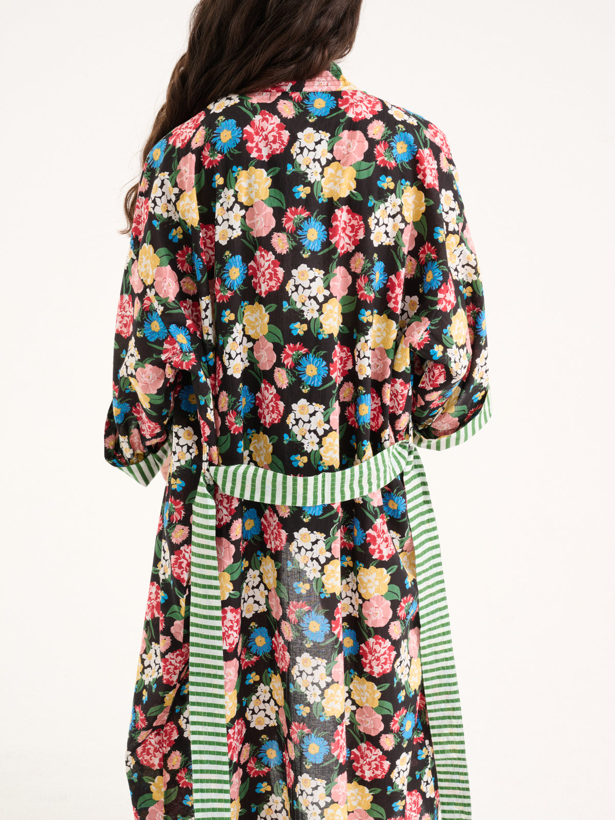 kimono_long_flora_black_ground_4