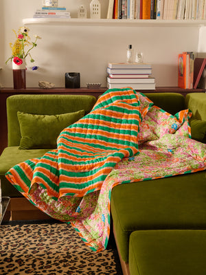Reversible quilted blanket