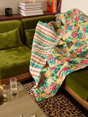 Reversible quilted blanket