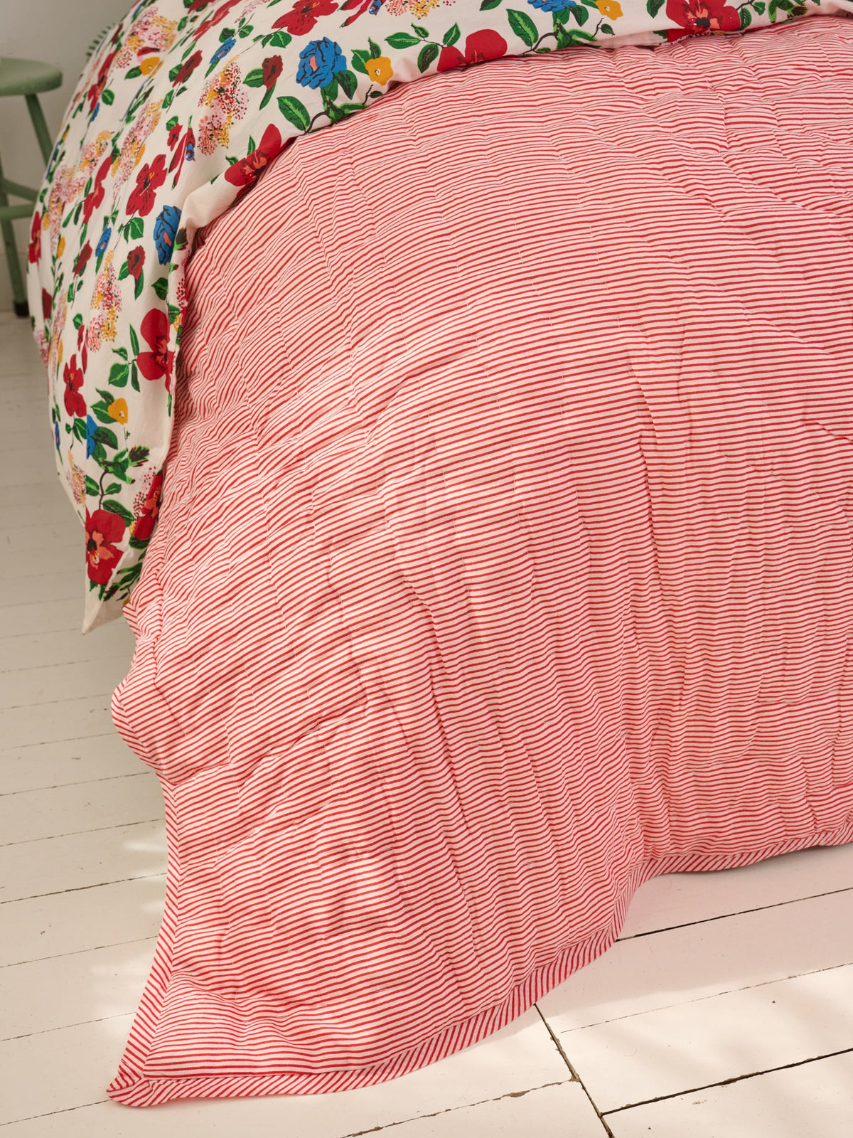 plaid_reversible_hibiscus_7