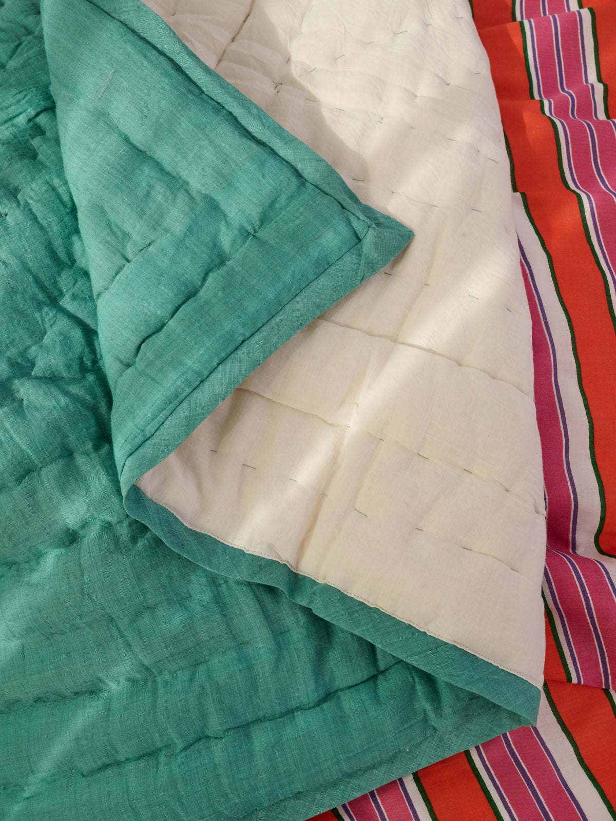 plaid_reversible_off_white_3