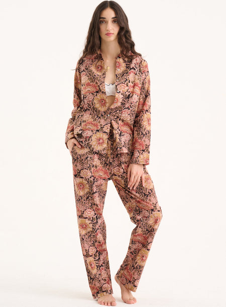 pyjama_bunch_of_flowers