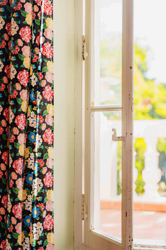 rideau_flora_black_ground