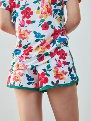 Sarah sports shorts en situation