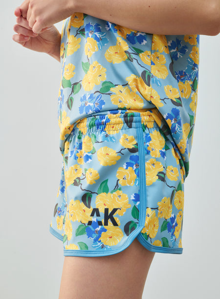 short_sport_sarah_blue_roses_2