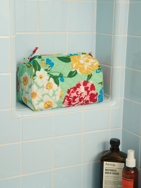 trousse_toilette_ronde_flora_xl_green_ground