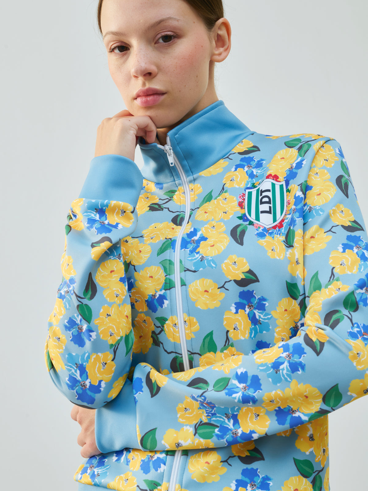 veste_lily_blue_roses